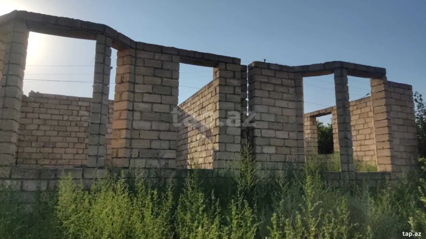 Satılır 3 otaqlı həyət evi 158 m²