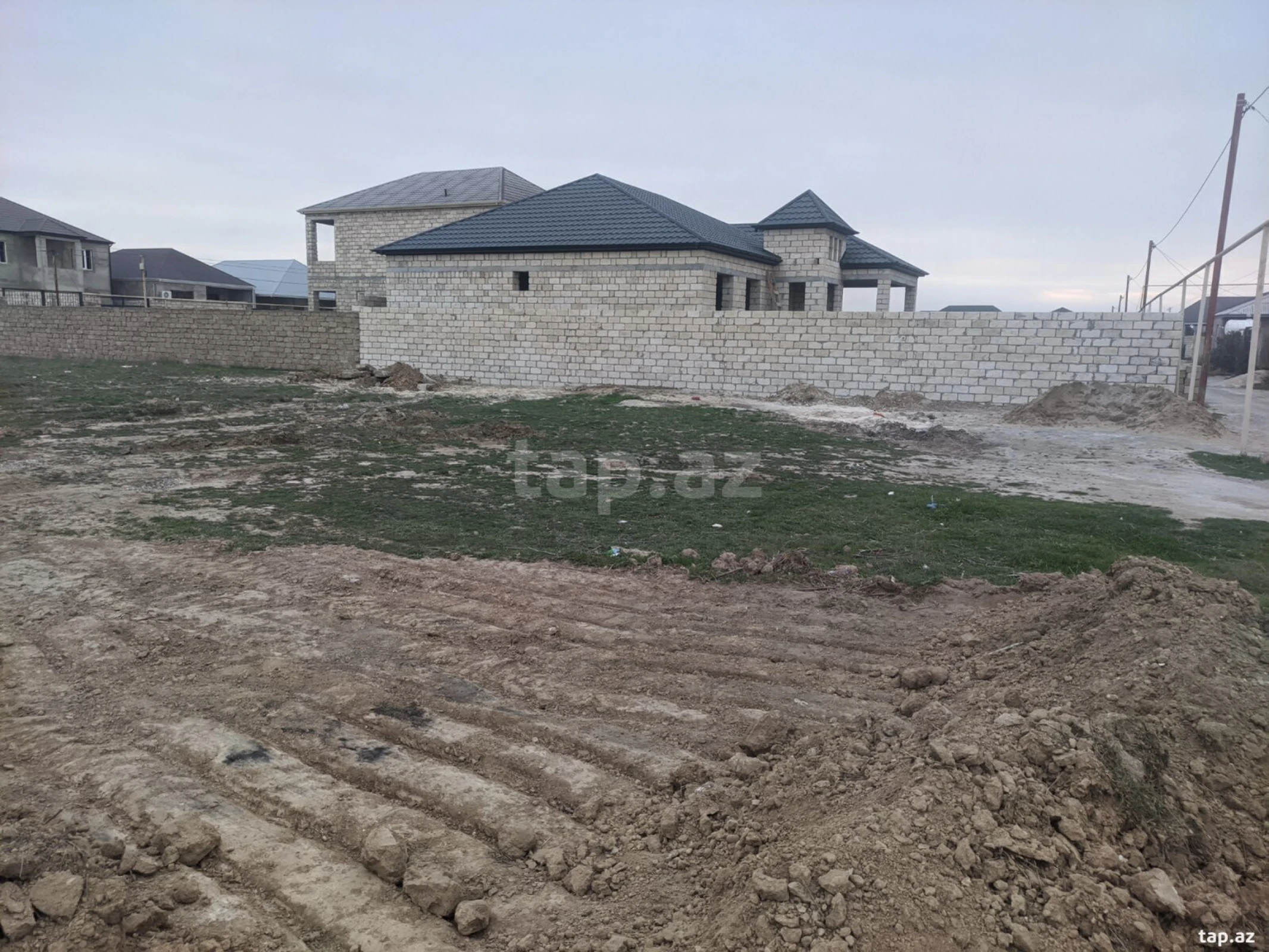 Satılır torpaq sahəsi