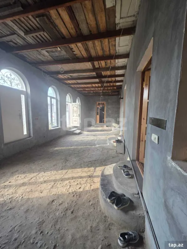 Satılır 5 otaqlı həyət evi 110 m²