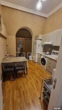 Kirayə verilir 3 otaqlı yeni tikili 140 m² — Sumqayıt 3 otaq 140.00 m²