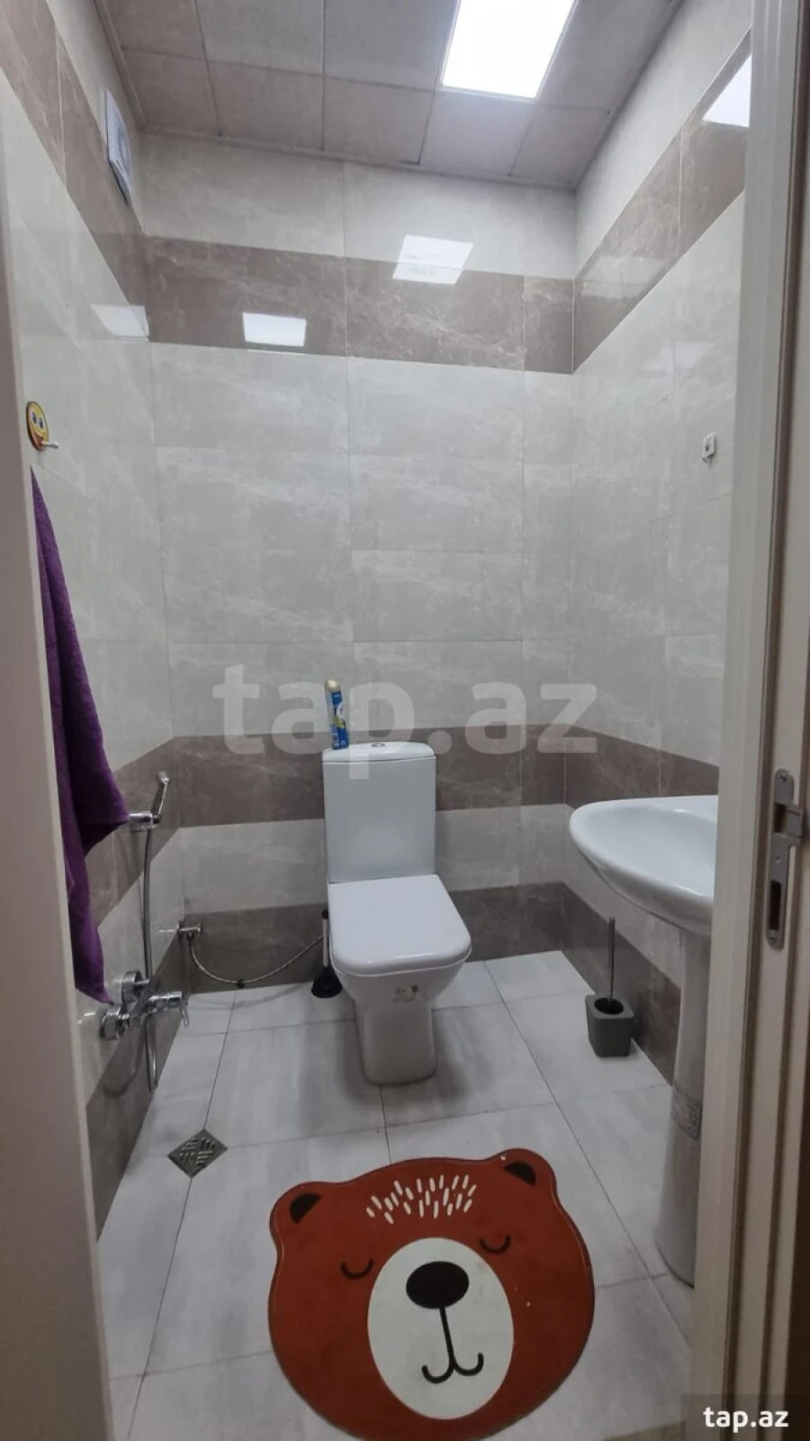 Kirayə verilir 3 otaqlı yeni tikili 140 m²