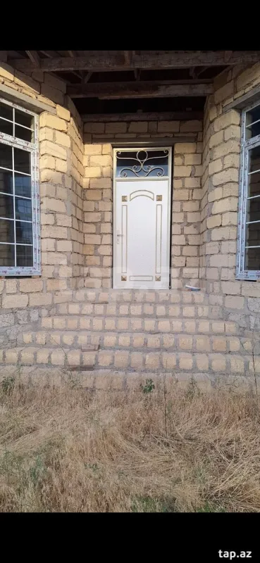 Satılır 2 otaqlı həyət evi 110 m²