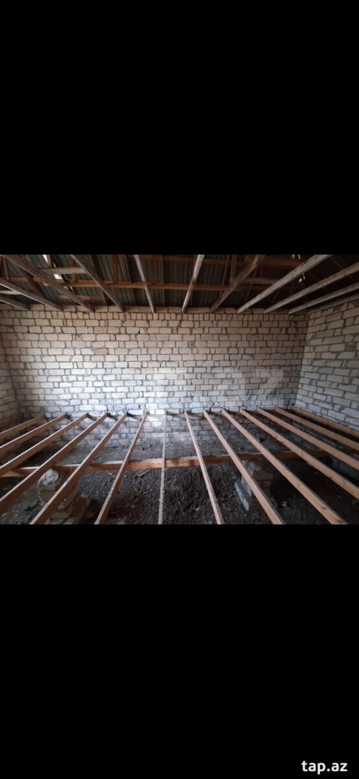 Satılır 2 otaqlı həyət evi 110 m²