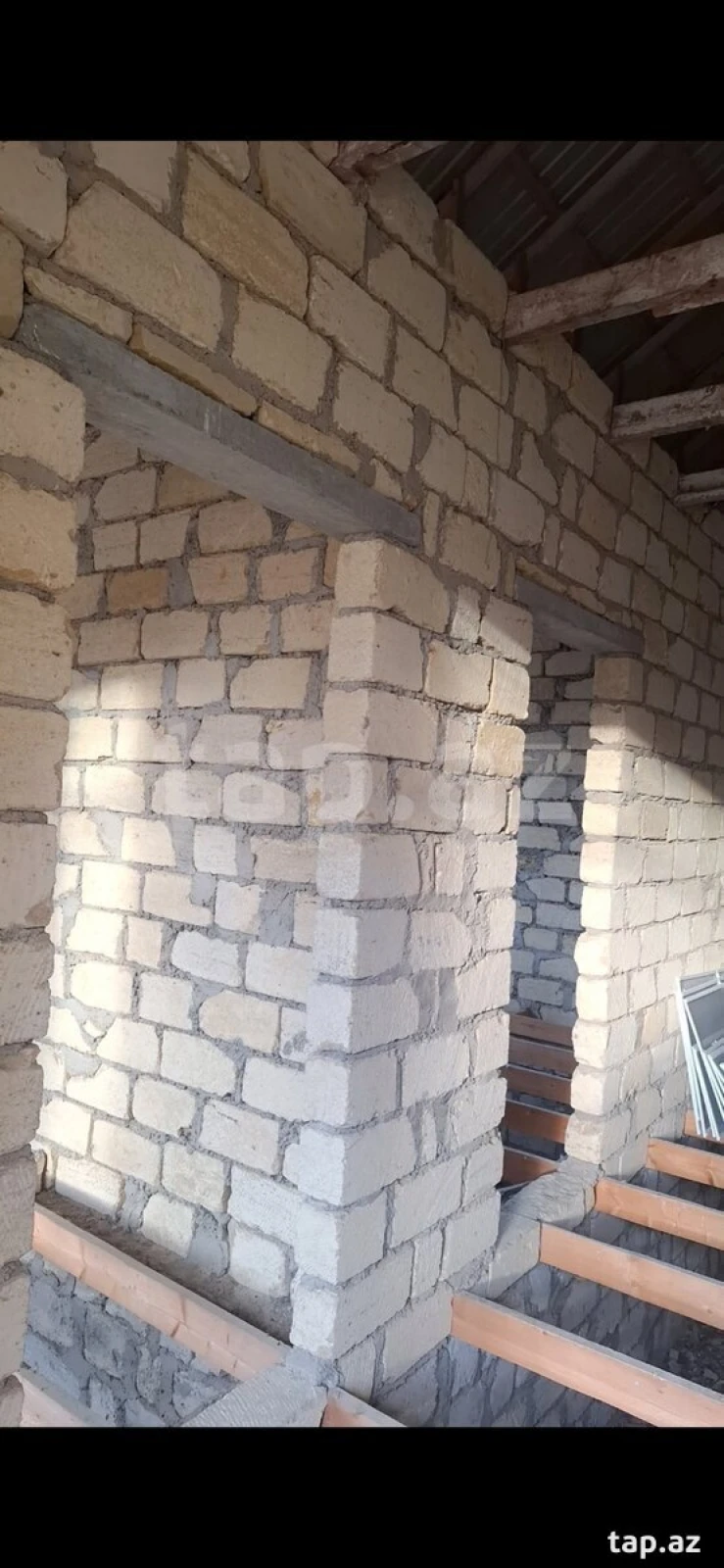 Satılır 2 otaqlı həyət evi 110 m²