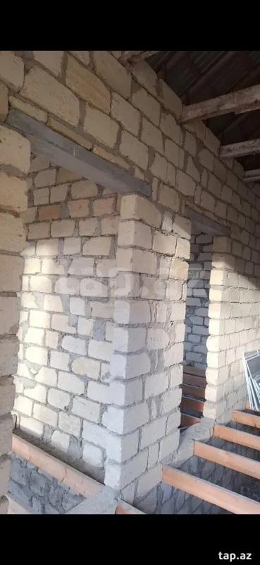 Satılır 2 otaqlı həyət evi 110 m²