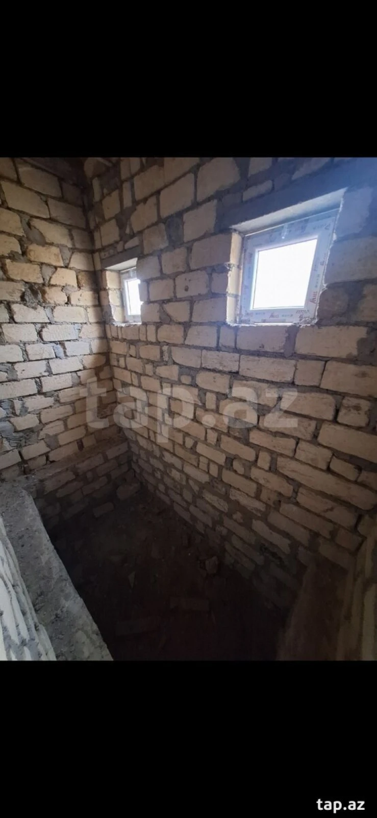 Satılır 2 otaqlı həyət evi 110 m²