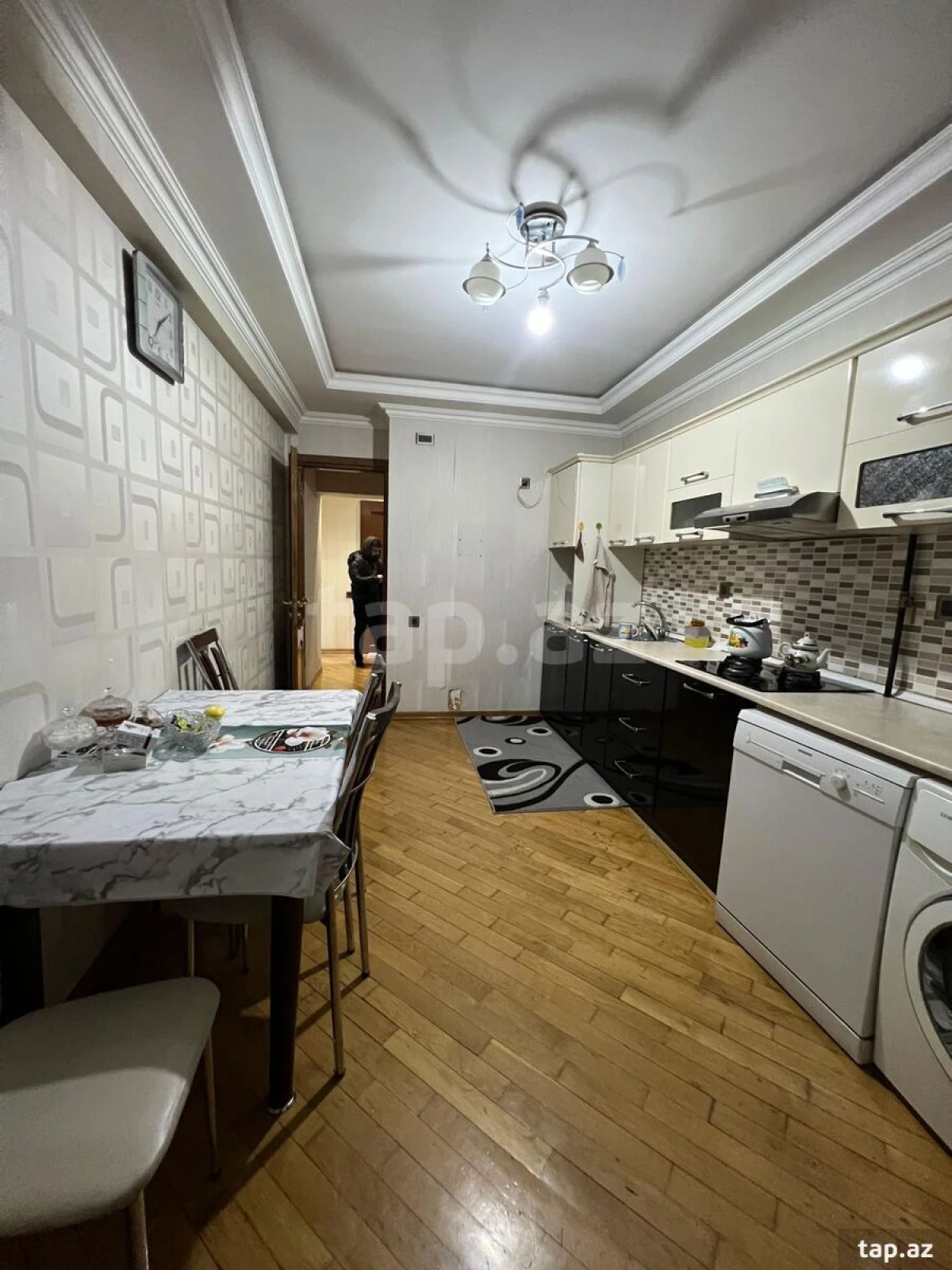 Satılır 3 otaqlı yeni tikili 111 m²