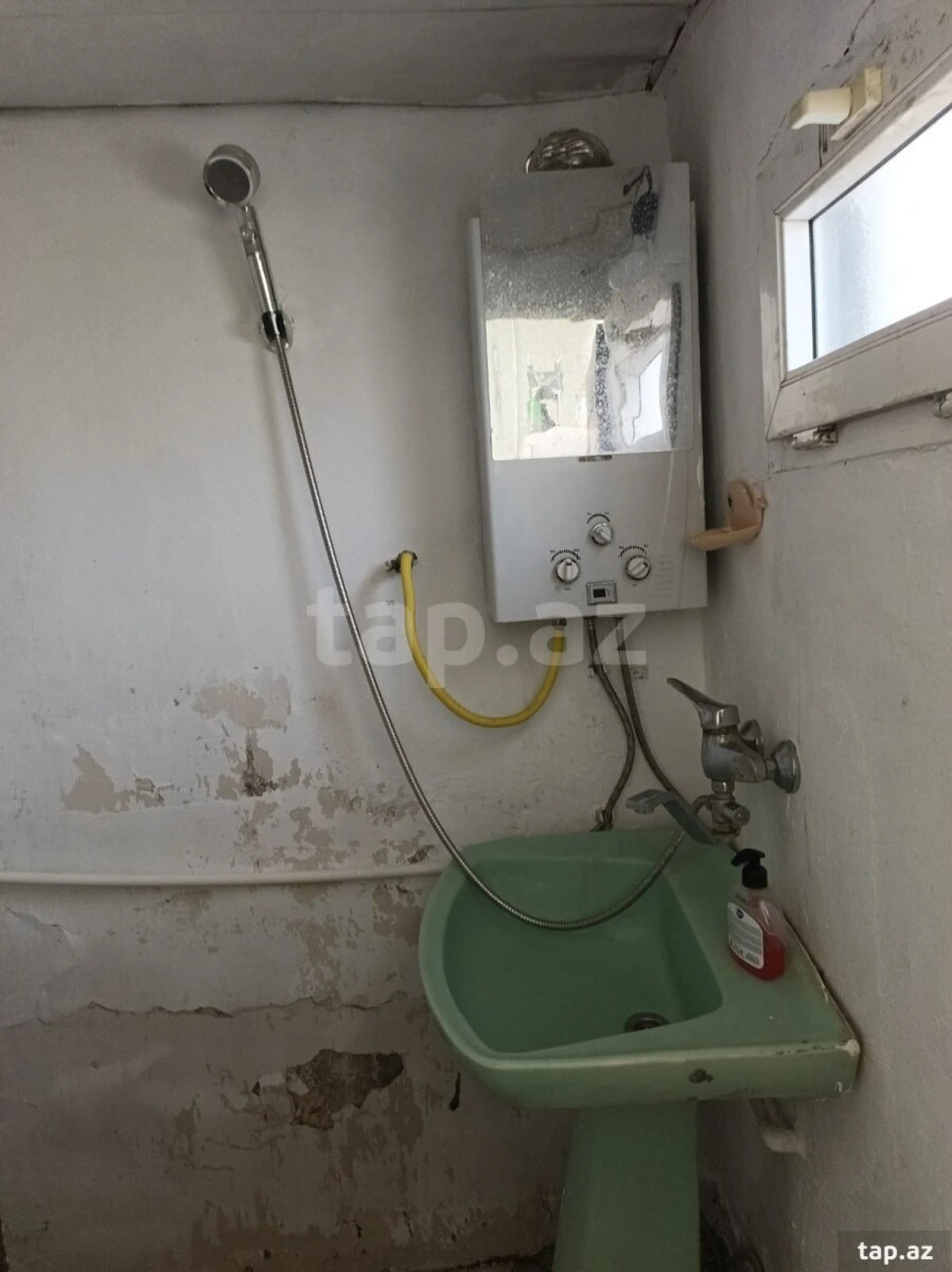 Kirayə verilir 2 otaqlı mənzil 60 m²