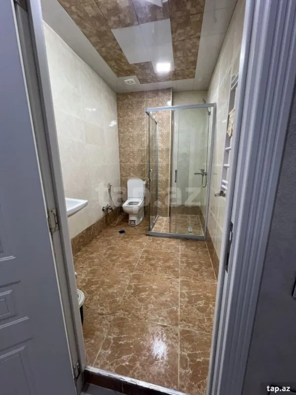 Kirayə verilir 2 otaqlı yeni tikili 68 m²