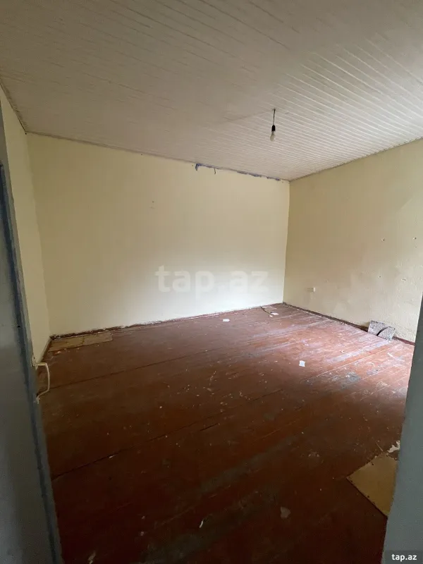 Satılır 6 otaqlı həyət evi 250 m²