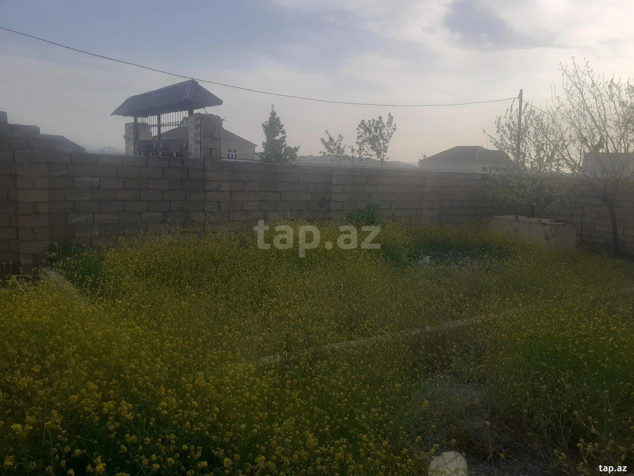 Satılır 3 otaqlı həyət evi 172 m²