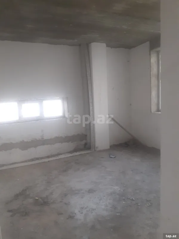 Satılır 3 otaqlı həyət evi 172 m²
