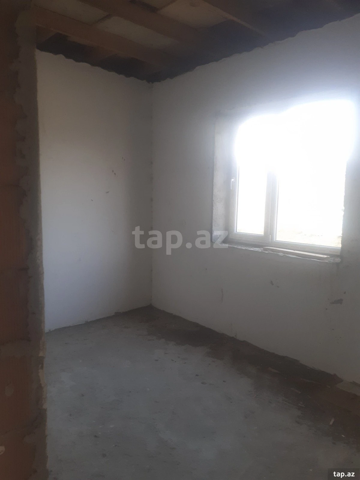 Satılır 3 otaqlı həyət evi 172 m²