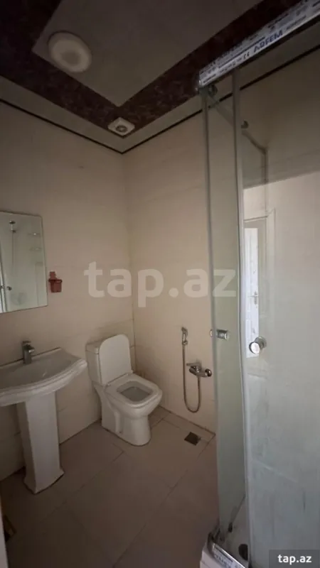 Kirayə verilir 2 otaqlı yeni tikili 50 m²