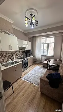 Kirayə verilir 2 otaqlı yeni tikili 50 m²