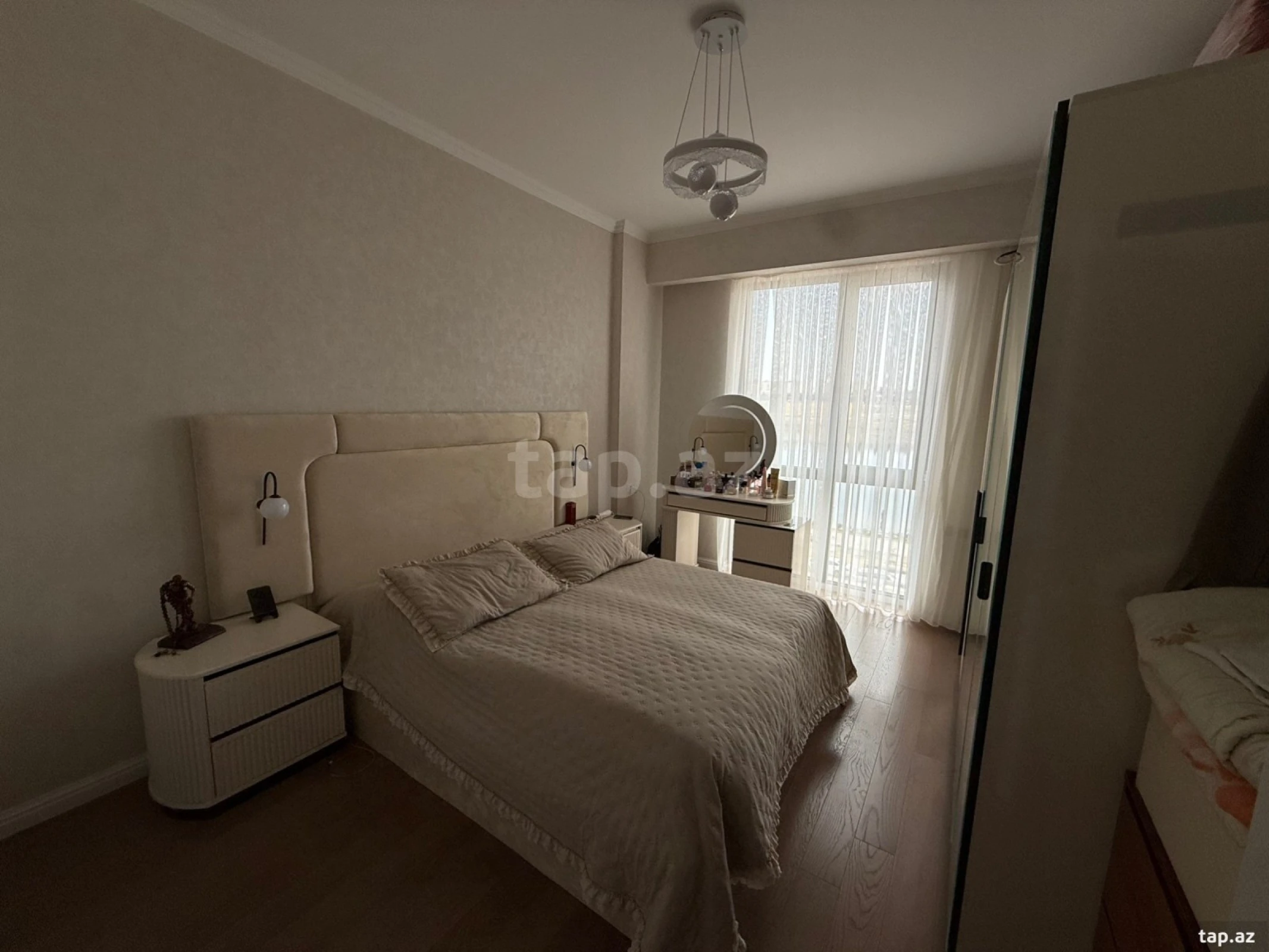 Satılır 3 otaqlı yeni tikili 85 m²