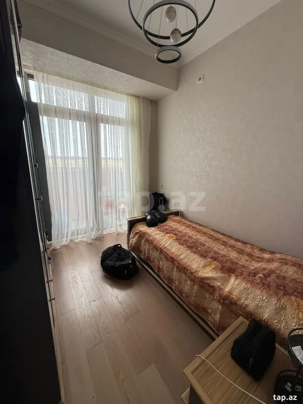 Satılır 3 otaqlı yeni tikili 85 m²