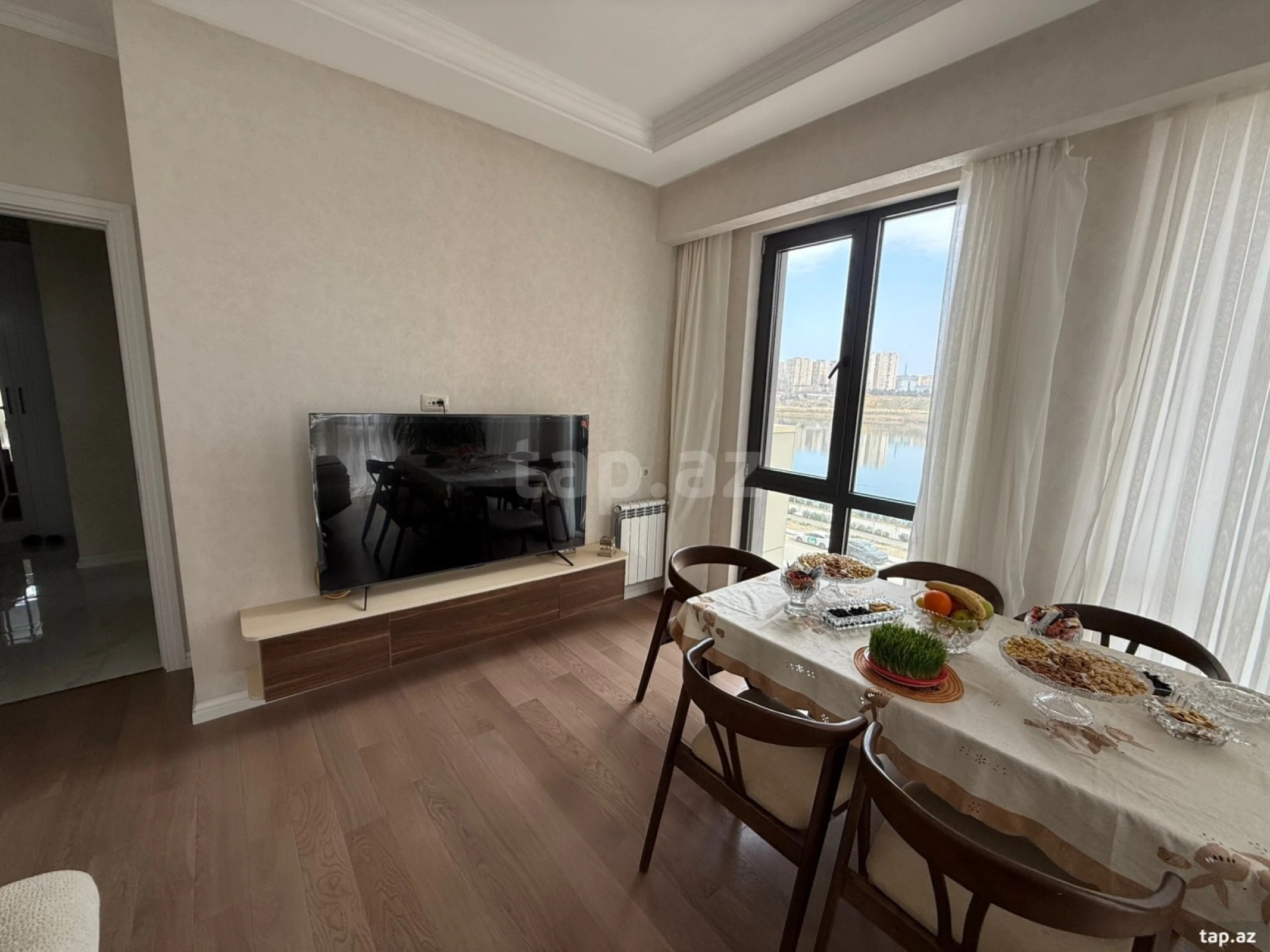 Satılır 3 otaqlı yeni tikili 85 m²