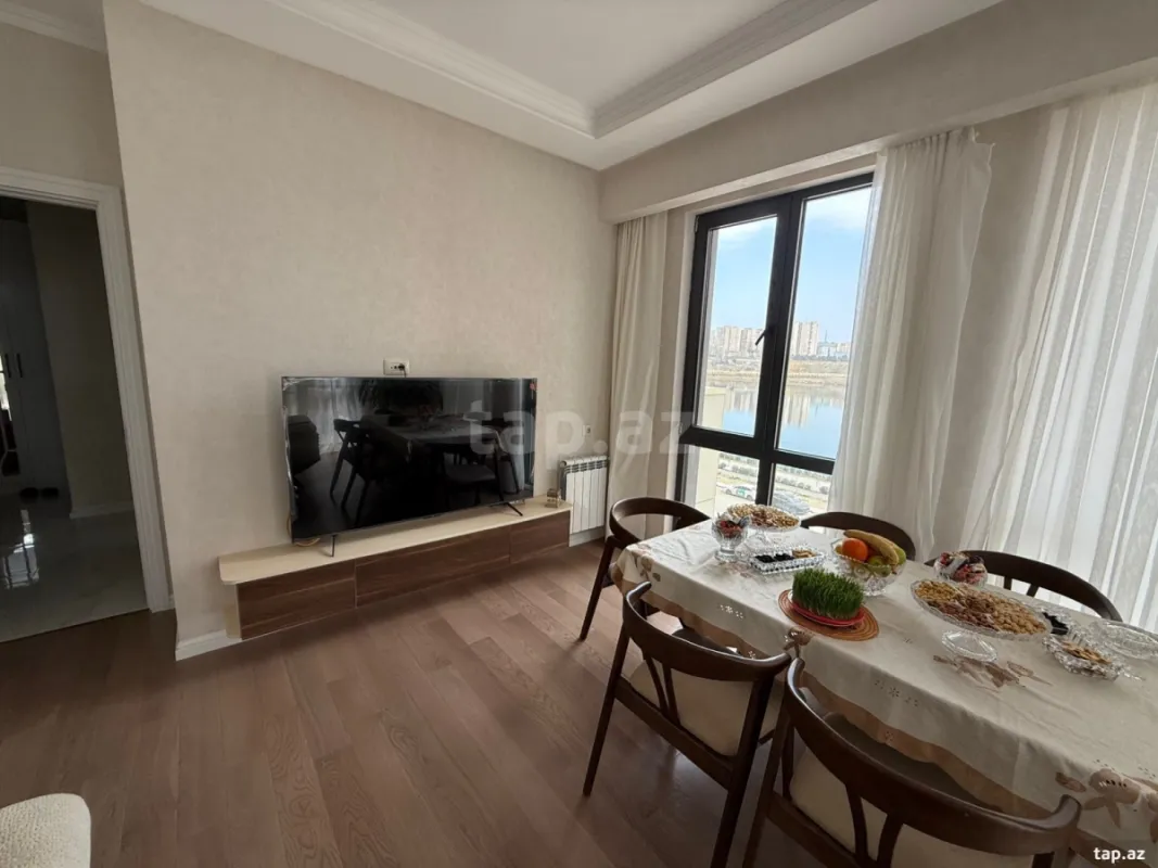 Satılır 3 otaqlı yeni tikili 85 m²