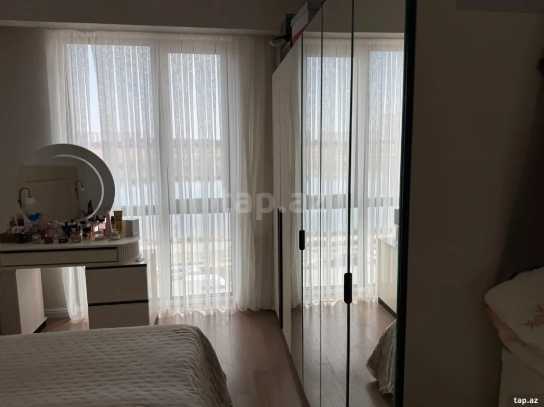 Satılır 3 otaqlı yeni tikili 85 m²