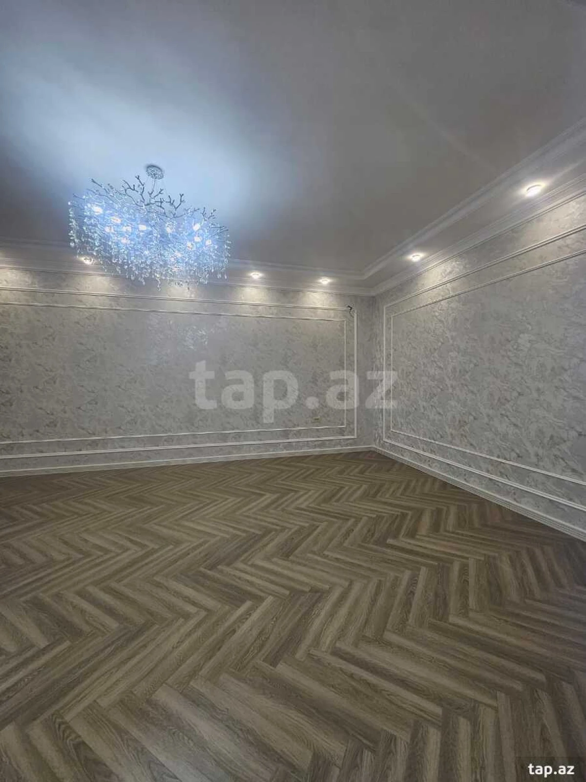 Satılır 4 otaqlı həyət evi 270 m²