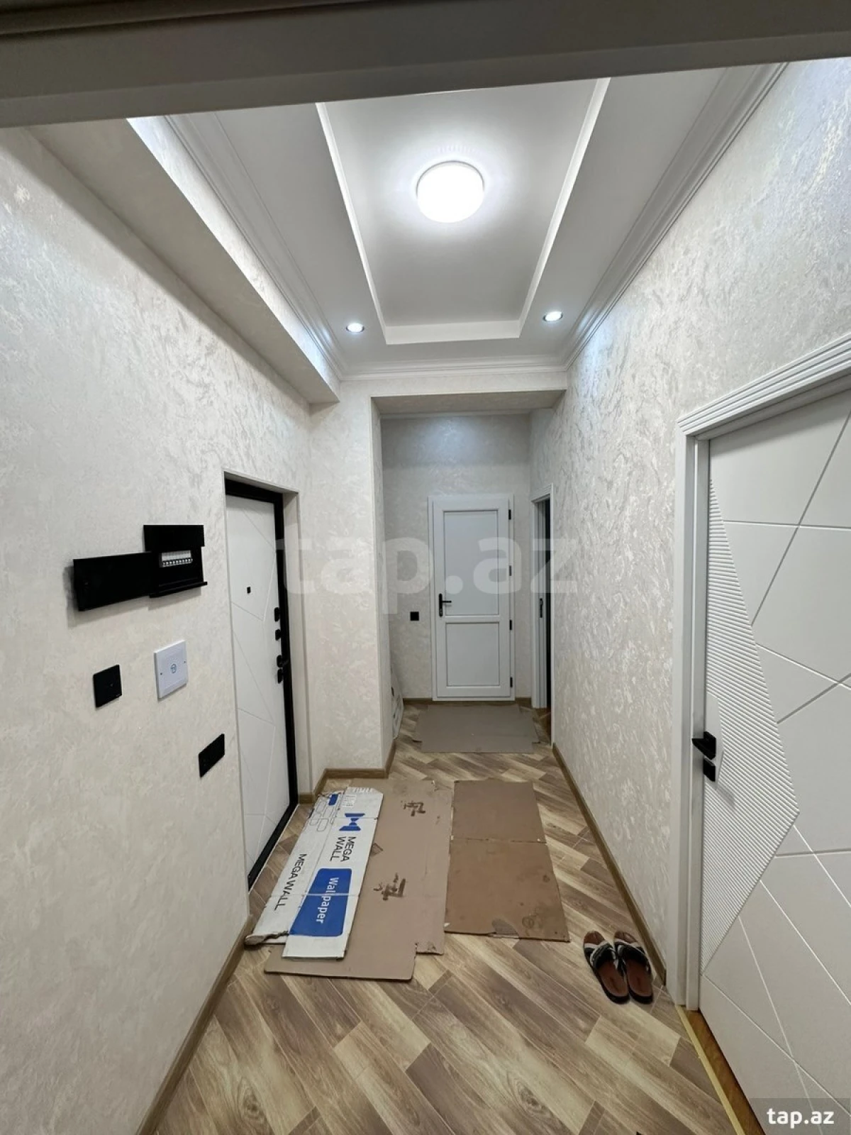 Kirayə verilir 2 otaqlı yeni tikili 73 m²