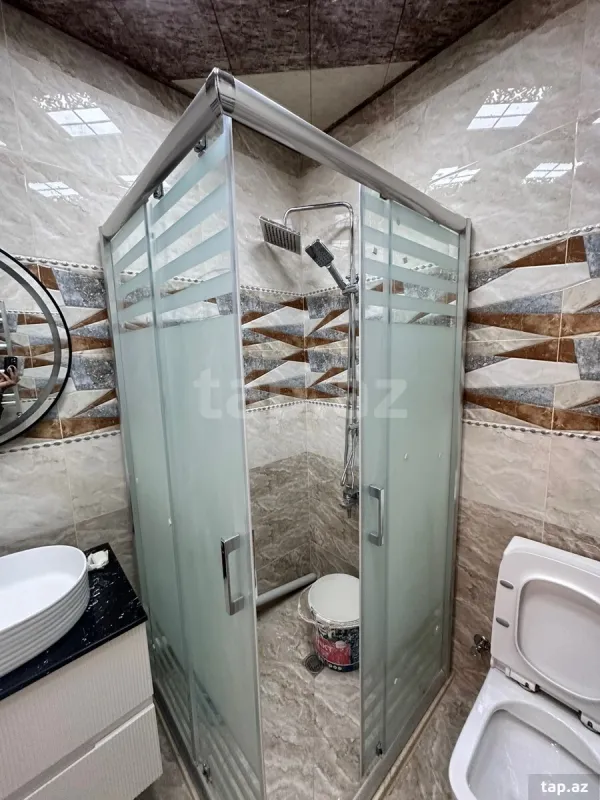 Kirayə verilir 2 otaqlı yeni tikili 73 m²