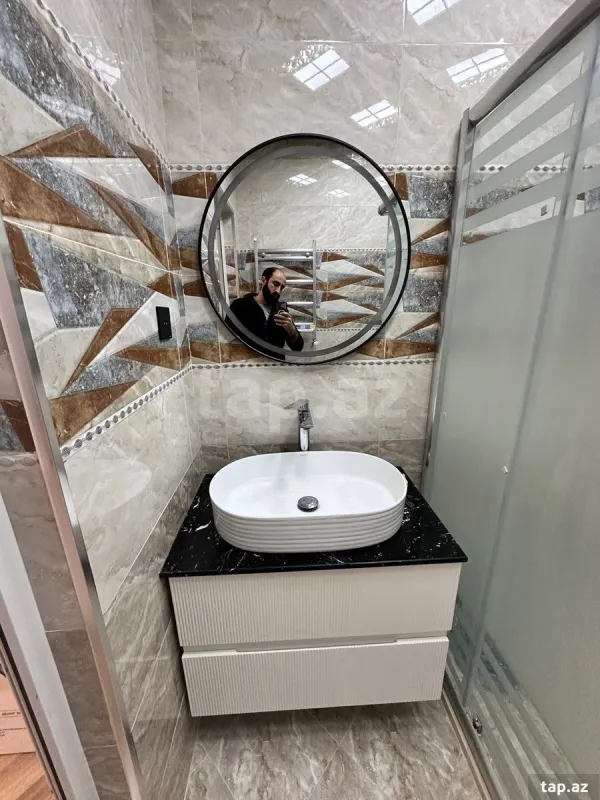 Kirayə verilir 2 otaqlı yeni tikili 73 m²