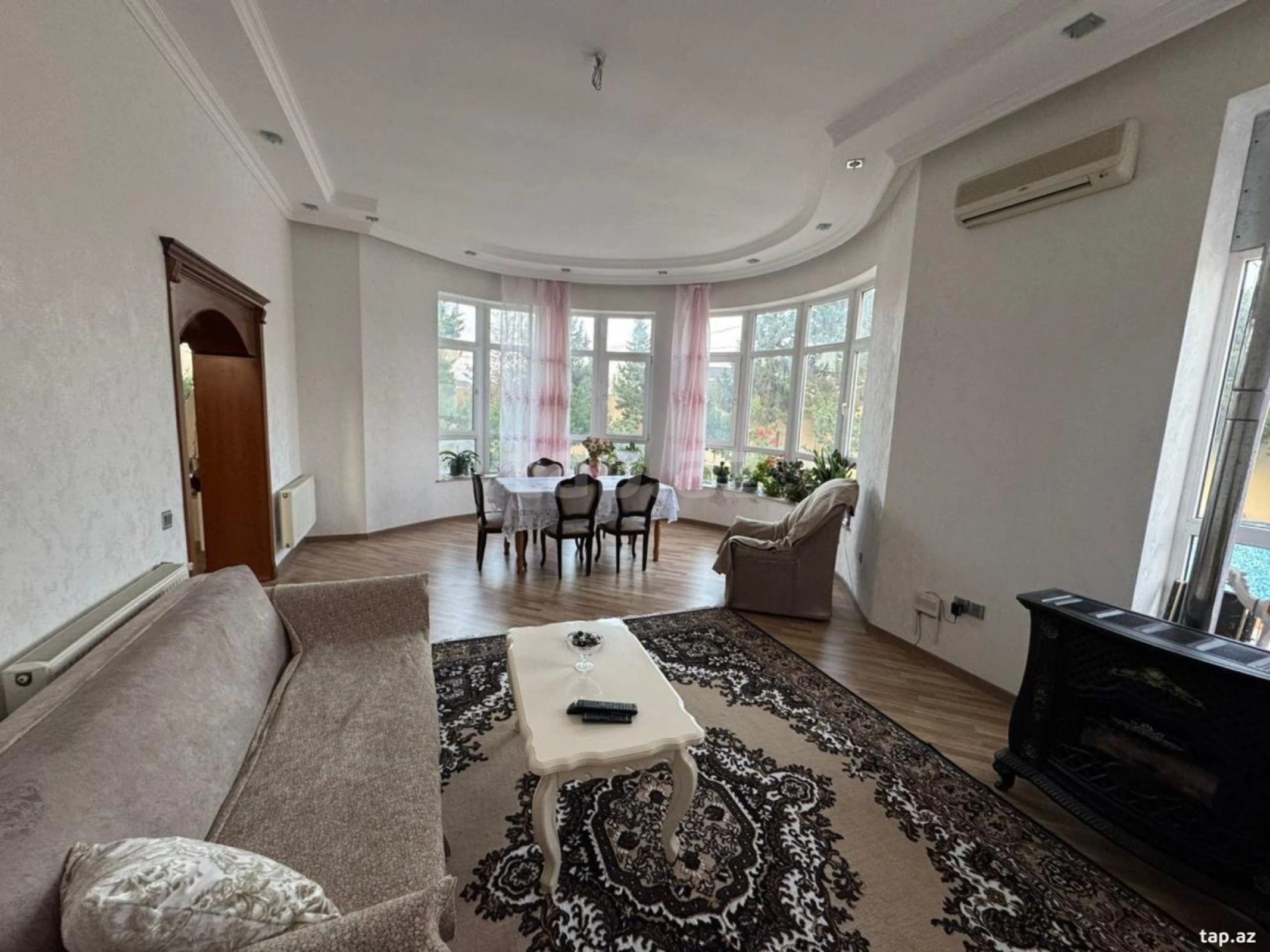 Kirayə verilir 5 otaqlı həyət evi 300 m²