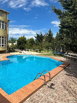 Kirayə verilir 5 otaqlı həyət evi 300 m² — Bakı, Novxanı 5 otaq 300.00 m²