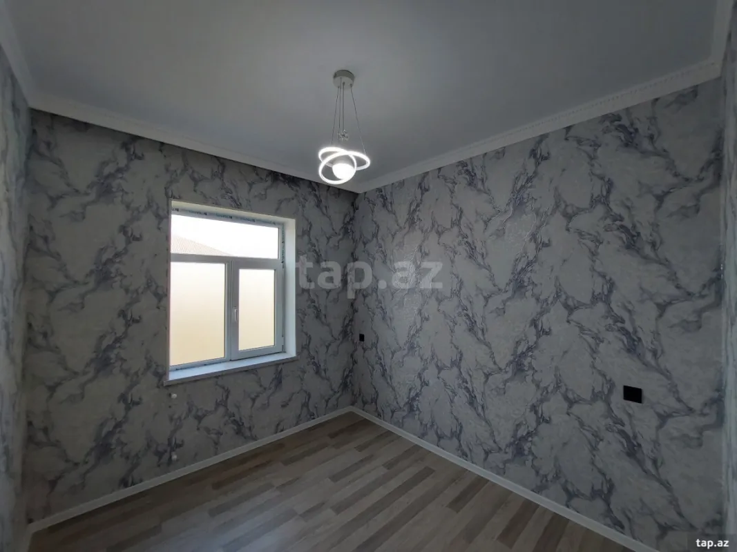 Satılır 4 otaqlı həyət evi 200 m²