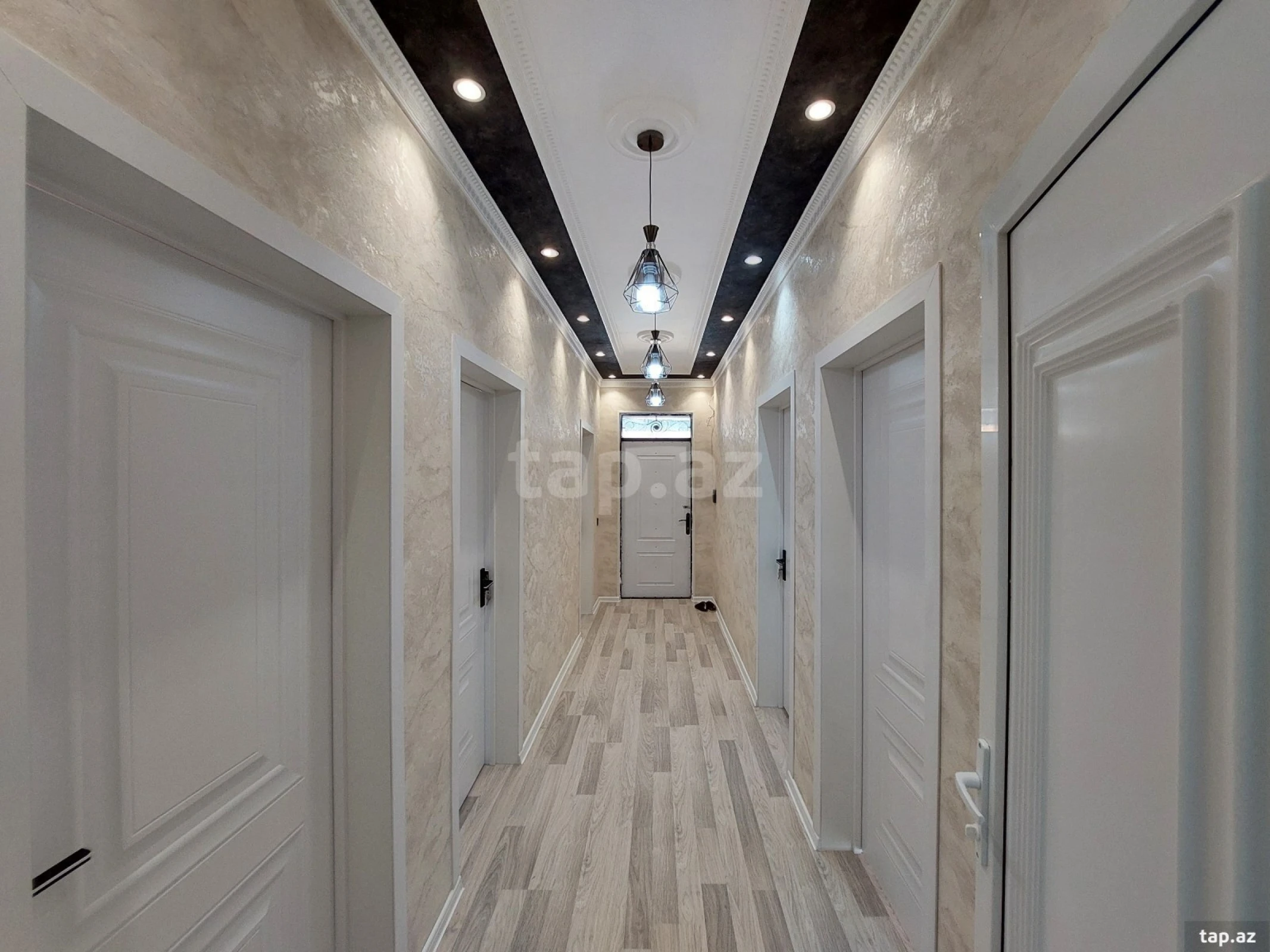 Satılır 4 otaqlı həyət evi 200 m²