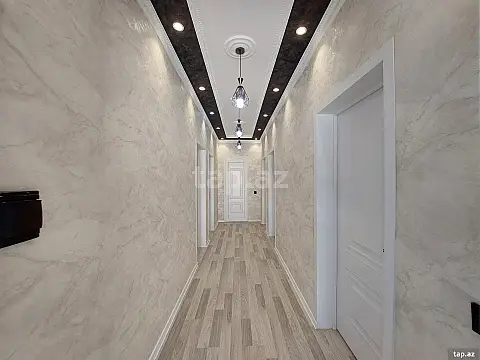 Satılır 4 otaqlı həyət evi 200 m²
