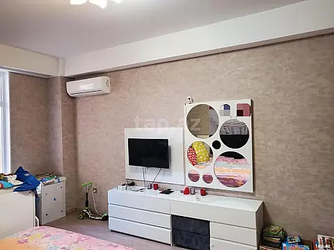 Satılır 2 otaqlı yeni tikili 110 m²