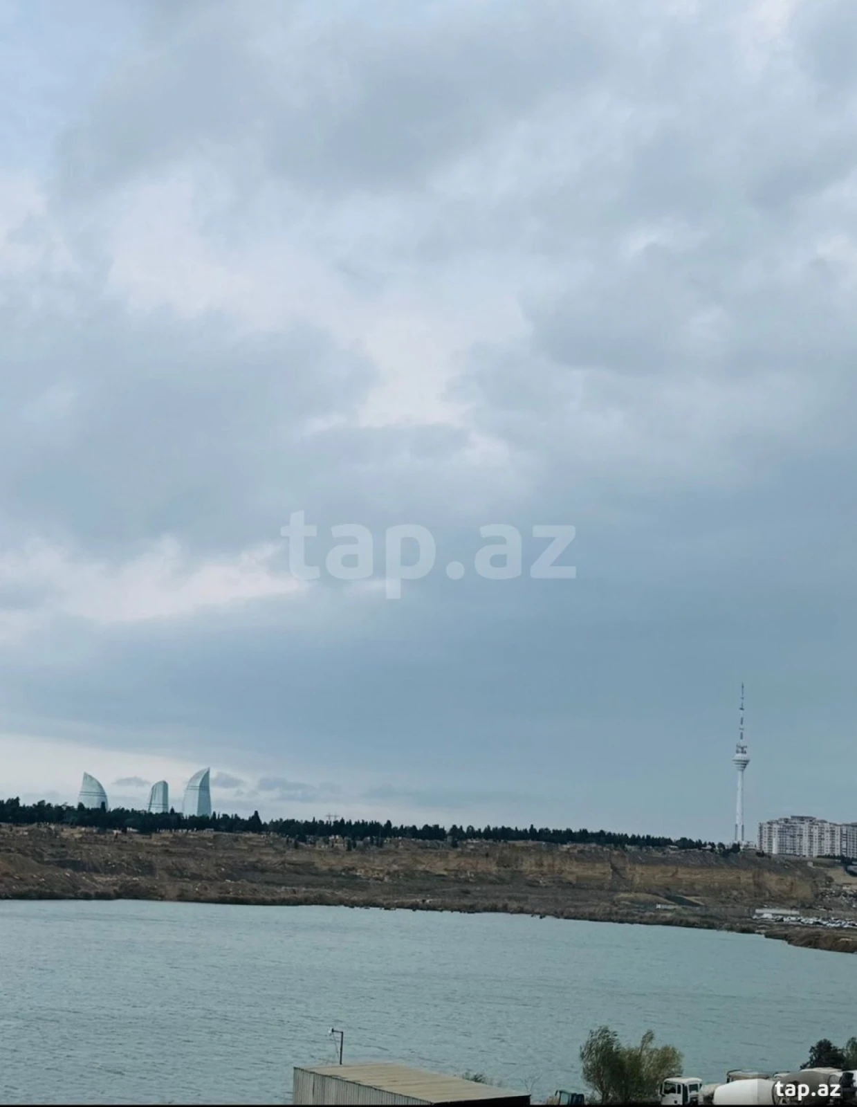 Kirayə verilir 2 otaqlı yeni tikili 50 m²