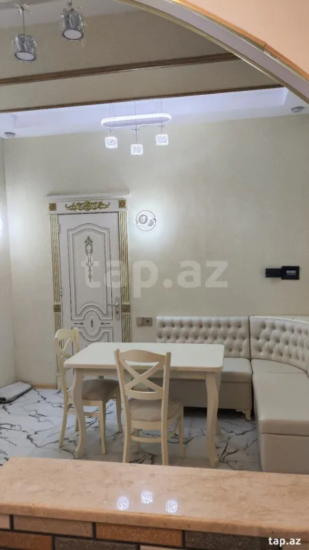 Kirayə verilir 2 otaqlı yeni tikili 75 m²
