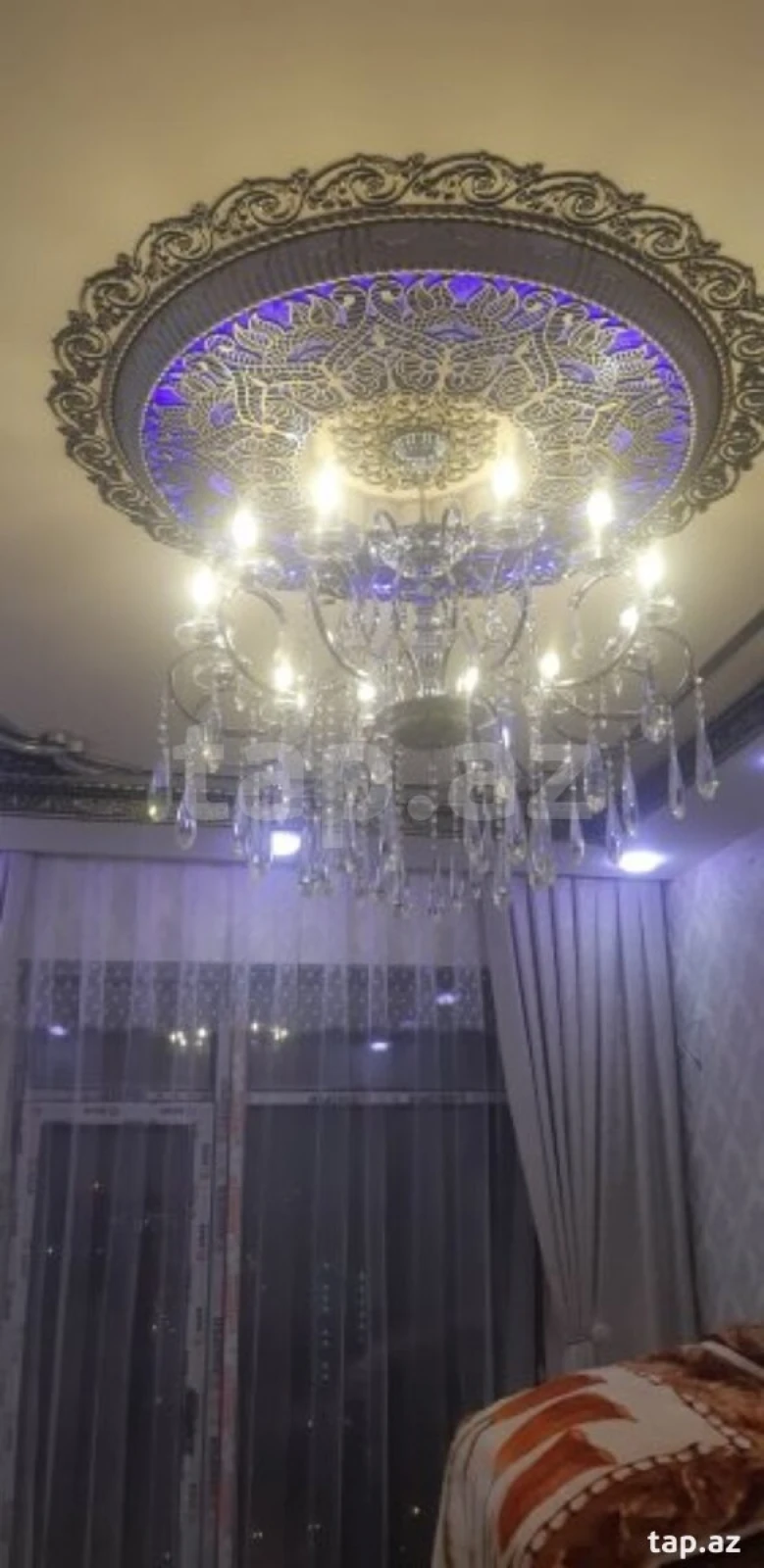 Kirayə verilir 2 otaqlı yeni tikili 75 m²