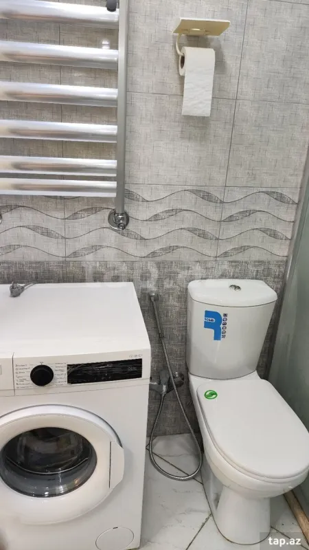 Kirayə verilir 2 otaqlı yeni tikili 75 m²