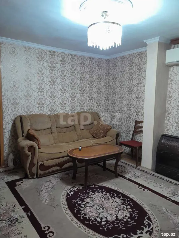 Satılır 4 otaqlı həyət evi 100 m²