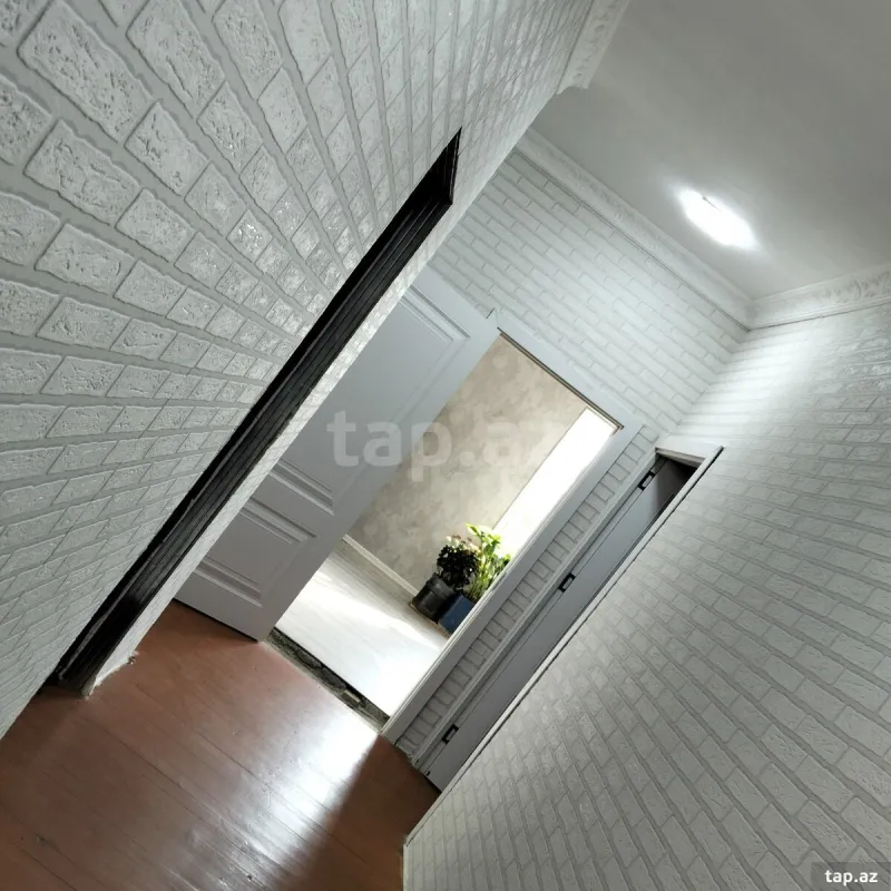 Satılır 5 otaqlı həyət evi 130 m²