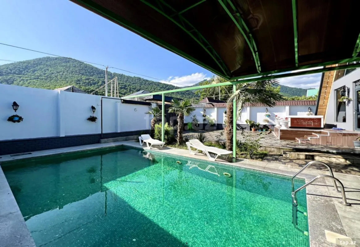 Kirayə verilir 5 otaqlı həyət evi 100 m²