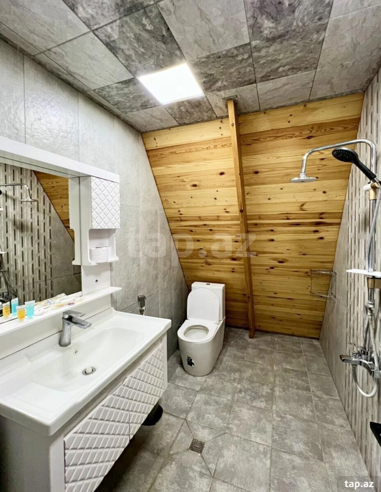 Kirayə verilir 5 otaqlı həyət evi 100 m²