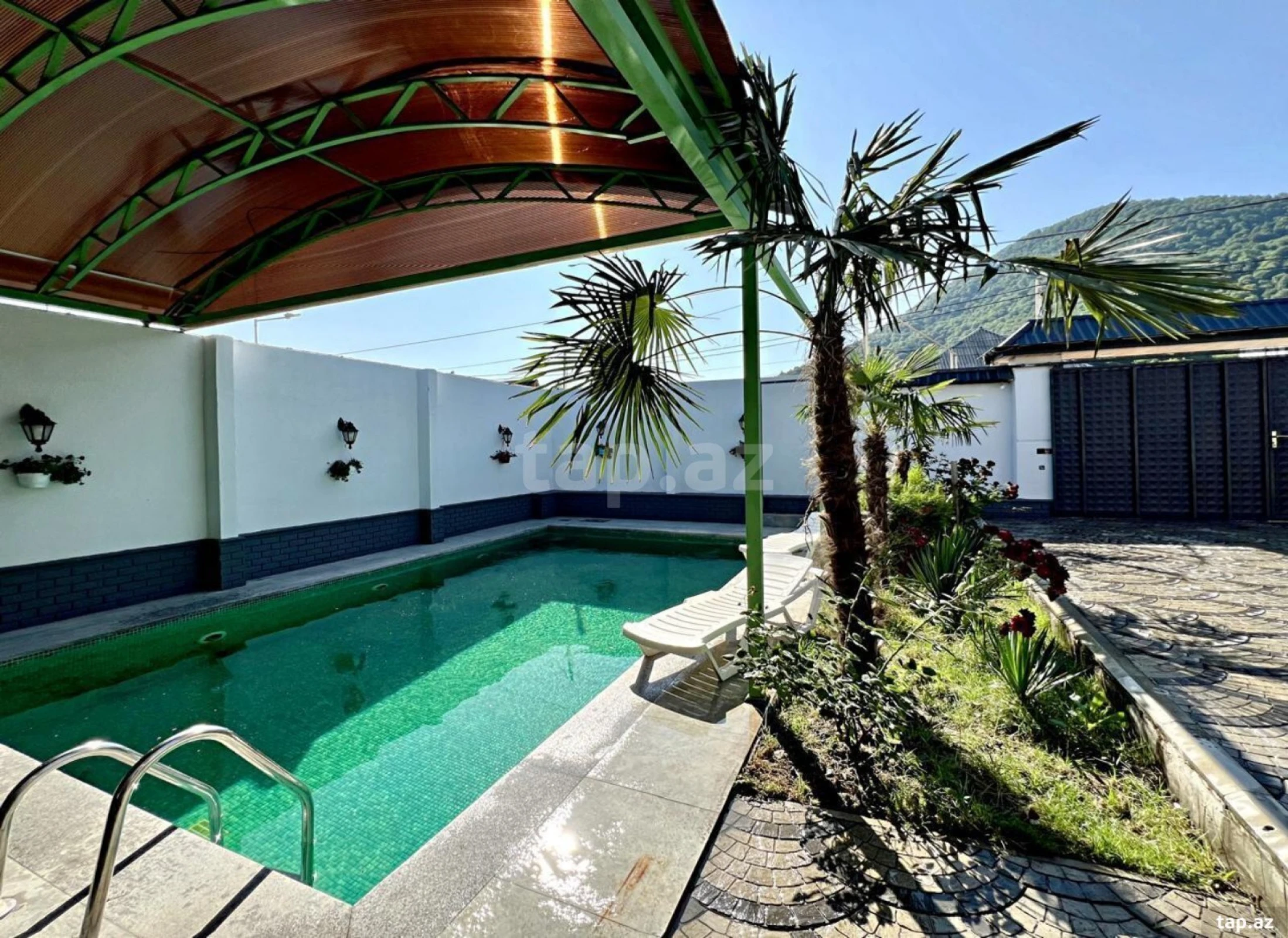 Kirayə verilir 5 otaqlı həyət evi 100 m²