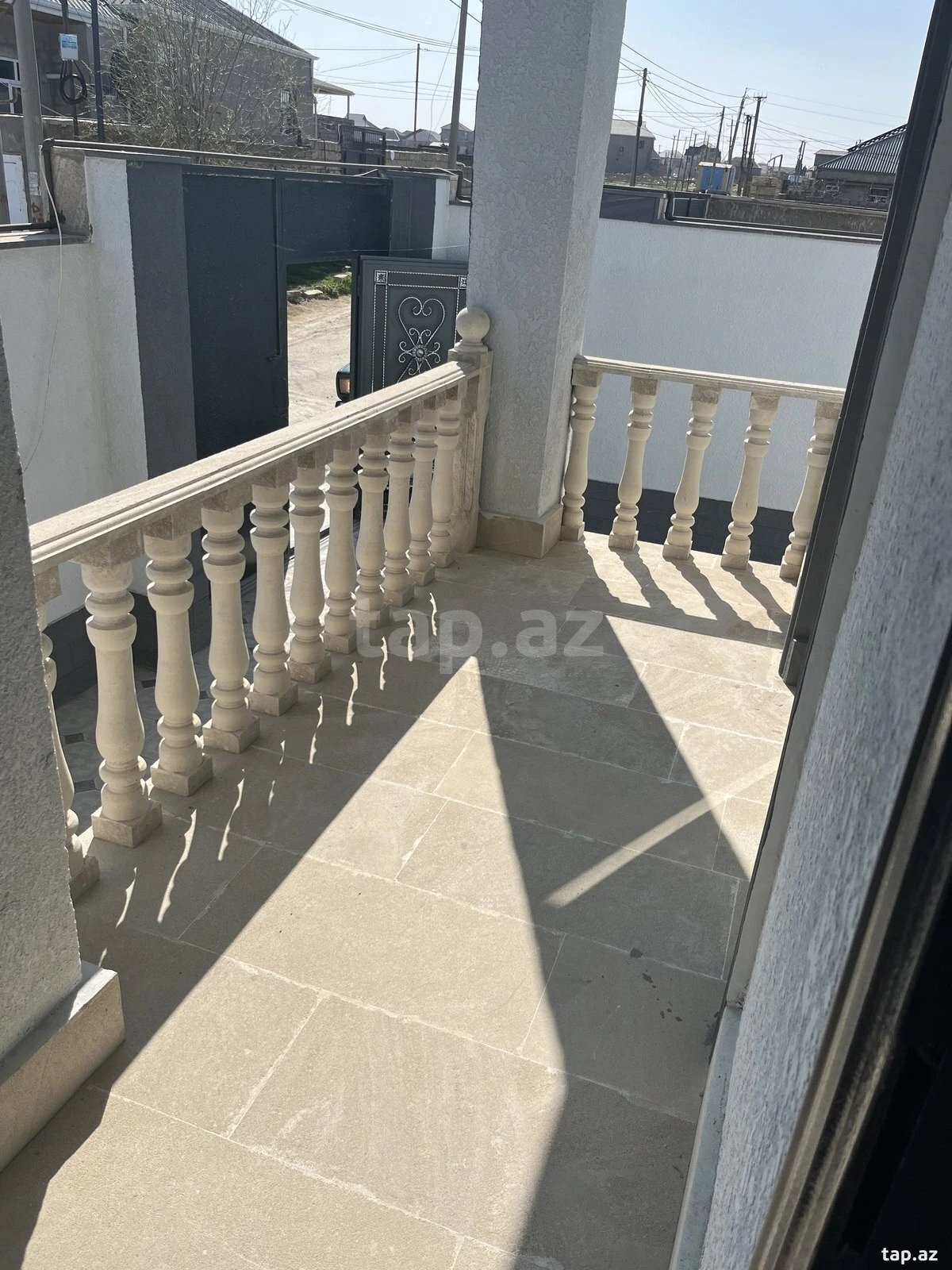 Satılır 3 otaqlı həyət evi 150 m²