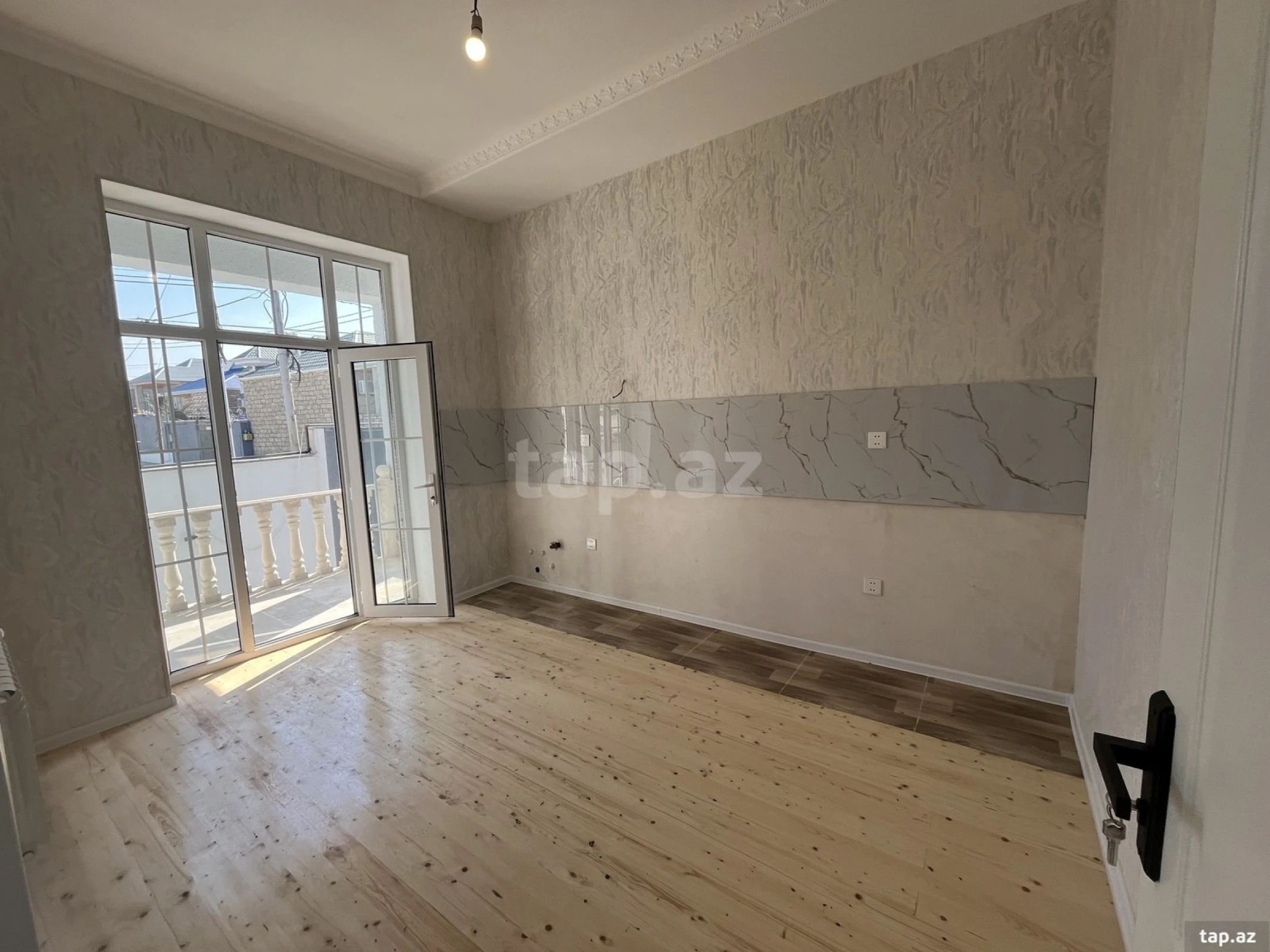 Satılır 3 otaqlı həyət evi 150 m²