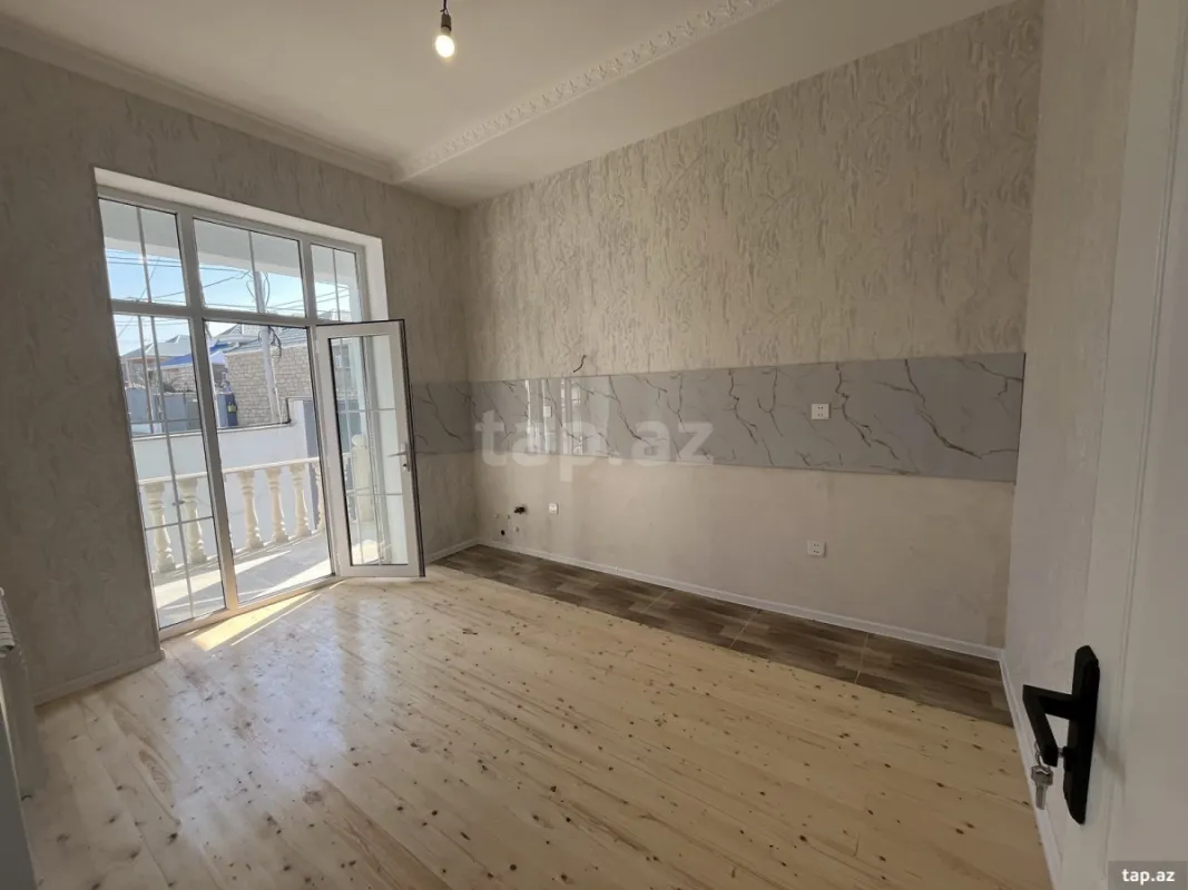 Satılır 3 otaqlı həyət evi 150 m²