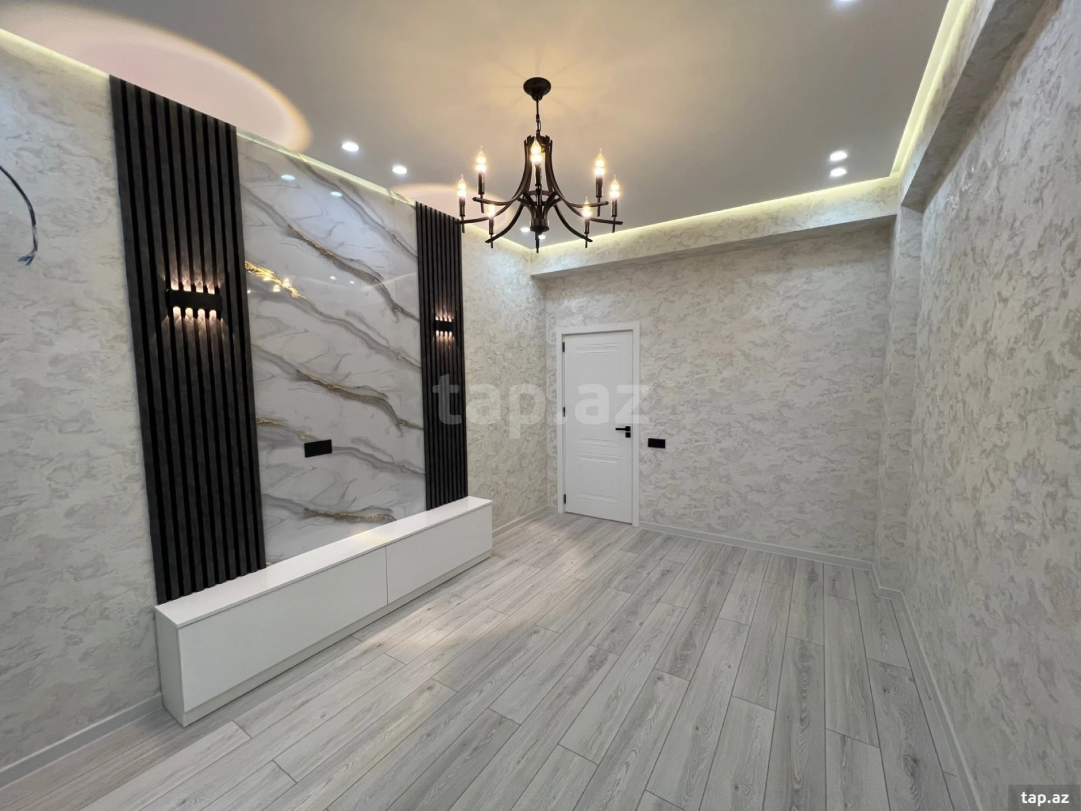 Satılır 2 otaqlı yeni tikili 68 m²