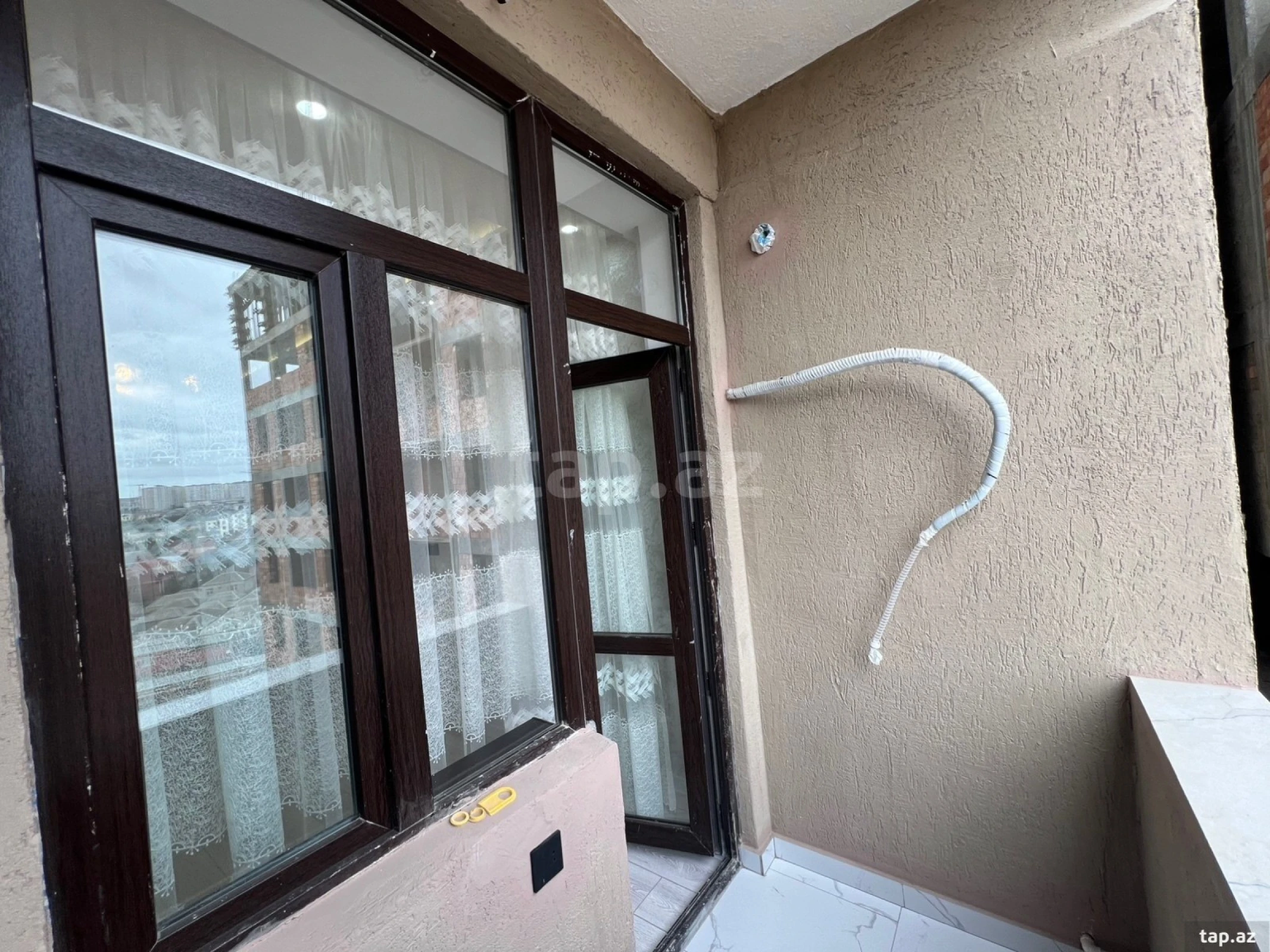 Satılır 2 otaqlı yeni tikili 68 m²