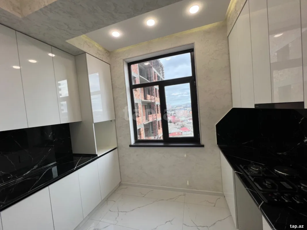 Satılır 2 otaqlı yeni tikili 68 m²
