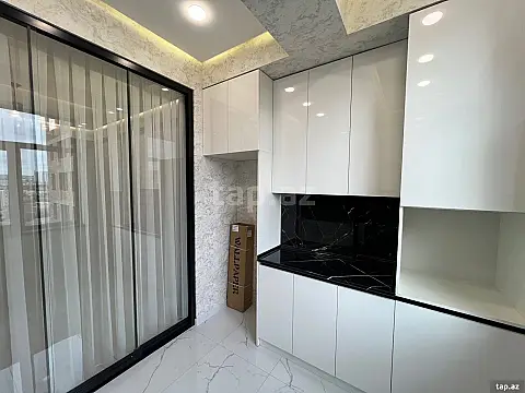 Satılır 2 otaqlı yeni tikili 68 m²